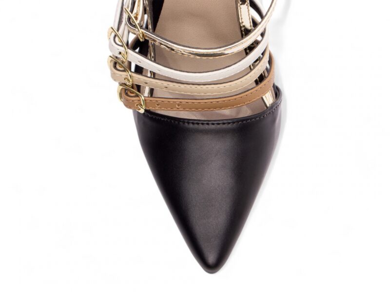 detalhe bico scarpin feminino dourada feminino | VitriNerm