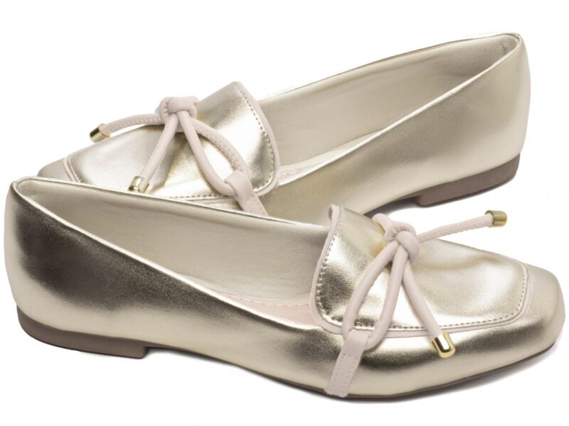 detalhe bico mocassim feminino dourado feminino | VitriNerm