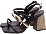 detalhe salto 9cm dourado sandália feminina | VitriNerm