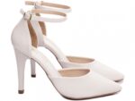 scarpin feminino off white solado antiderrapante | VitriNerm