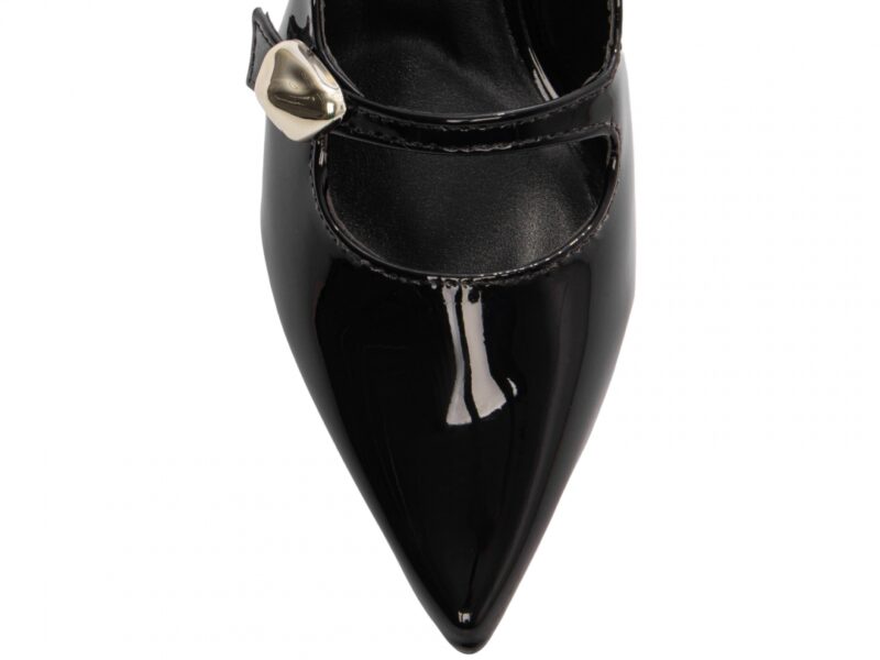detalhe bico scarpin feminino preto feminino | VitriNerm