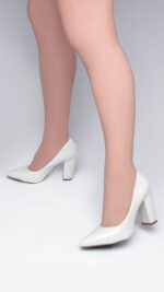 scarpin feminino off white feminino elegante comprar | VitriNerm