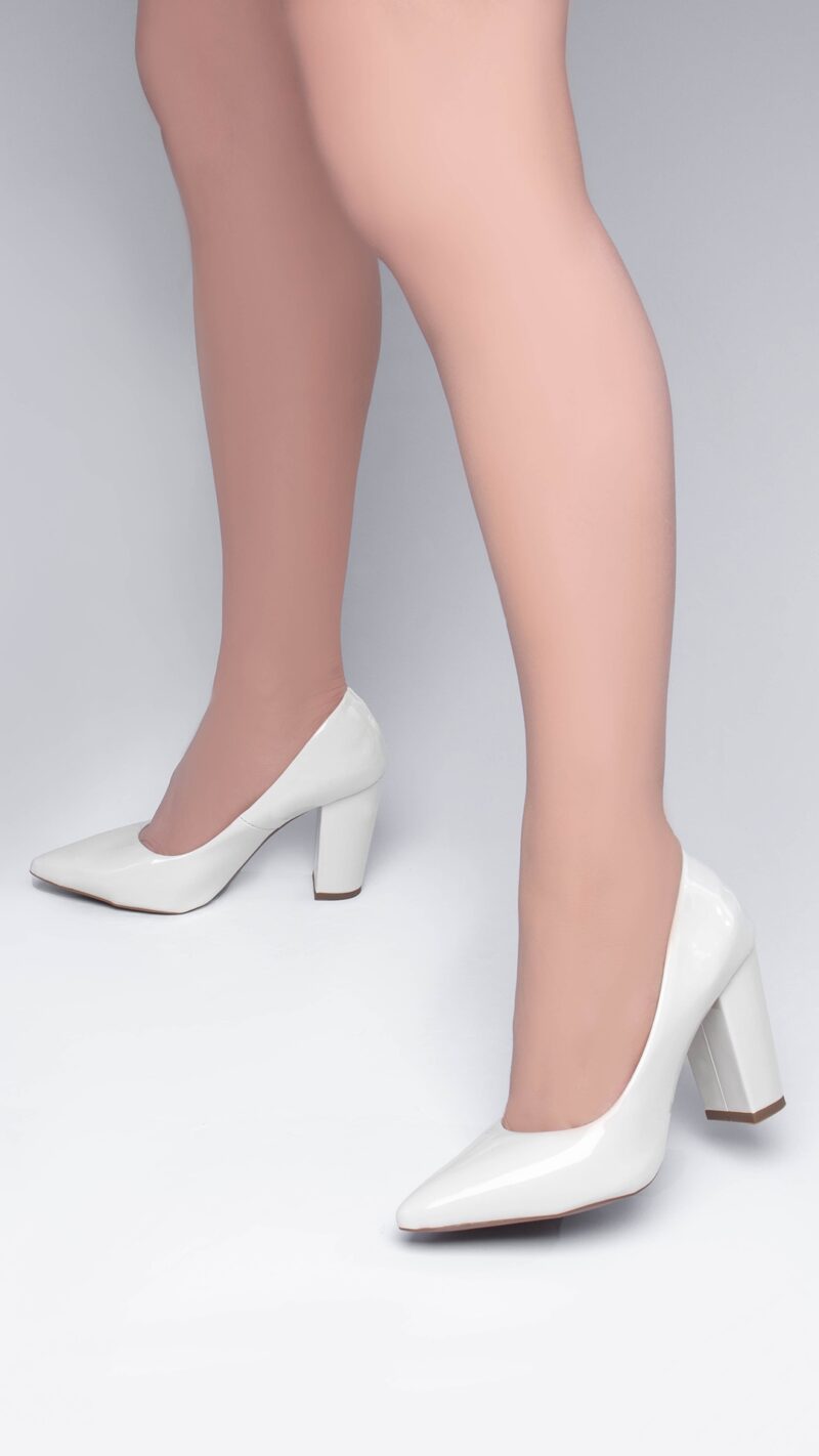 scarpin feminino off white feminino elegante comprar | VitriNerm