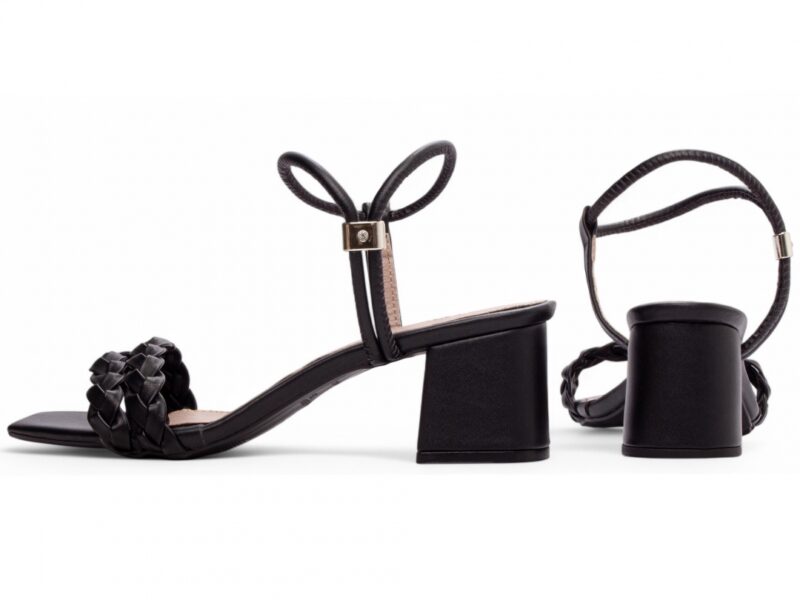 sandália feminina preta vista lateral salto 5,5cm | VitriNerm