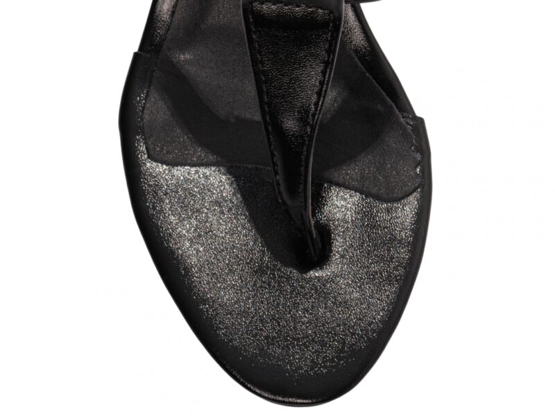 detalhe bico sandália feminina preto feminino | VitriNerm
