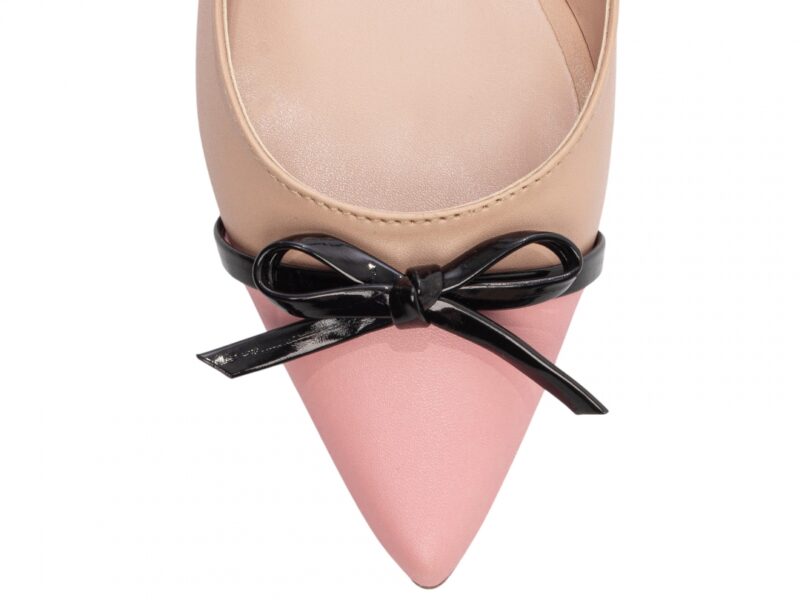 detalhe bico scarpin feminino dourada feminino | VitriNerm