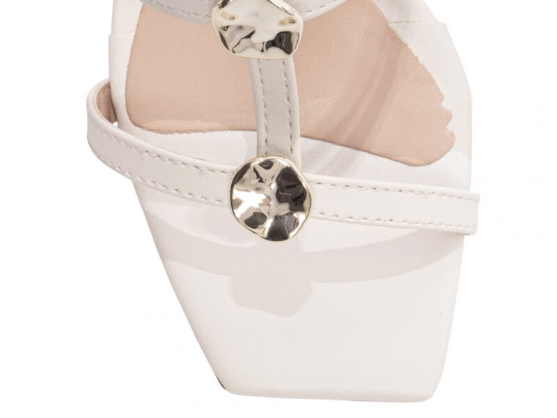 detalhe bico sandália feminina off white feminino | VitriNerm