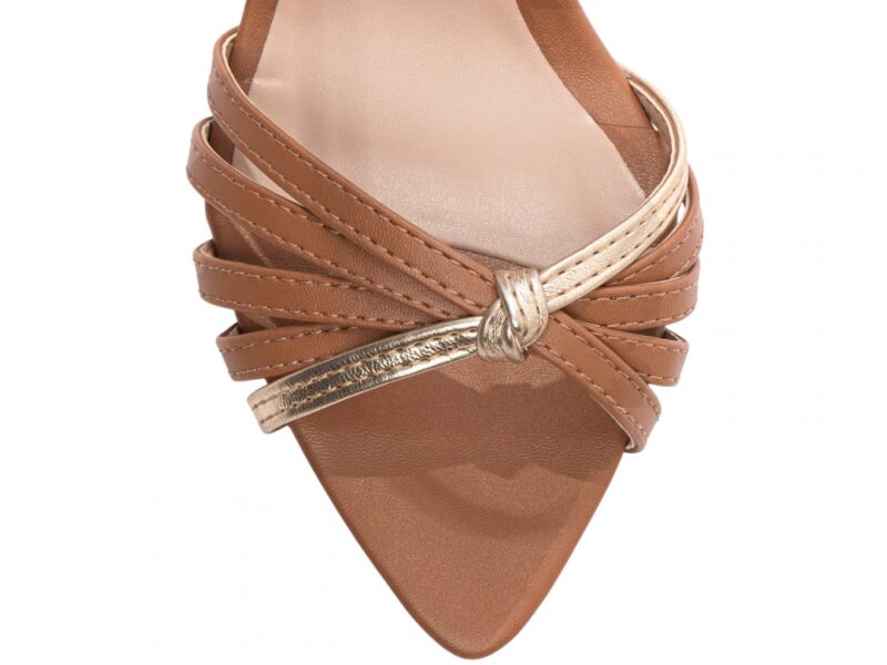 detalhe bico sandália feminina caramelo feminino | VitriNerm