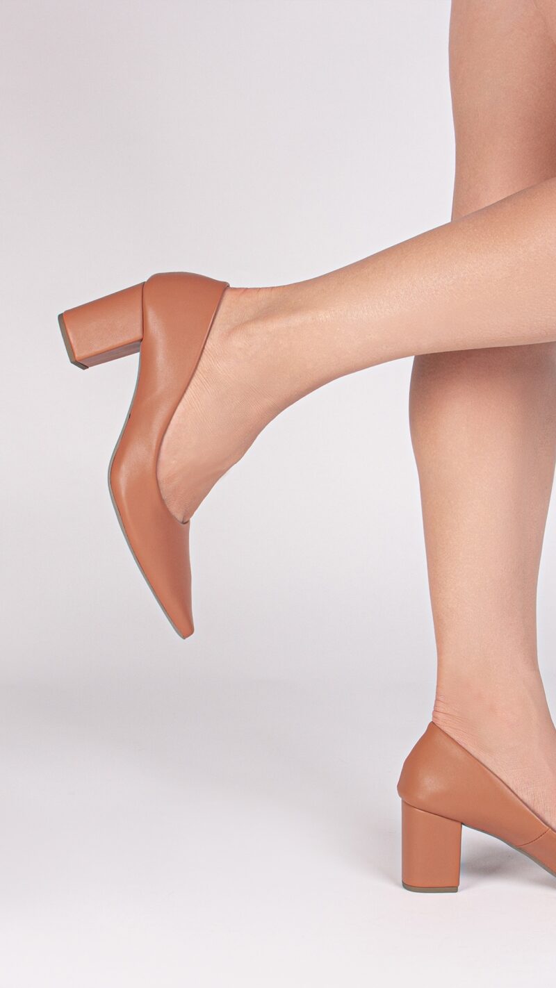 scarpin feminino caramelo feminino elegante comprar | VitriNerm