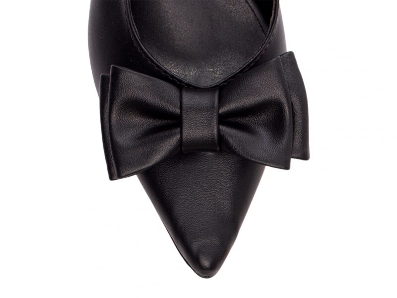 detalhe bico scarpin feminino preto feminino | VitriNerm