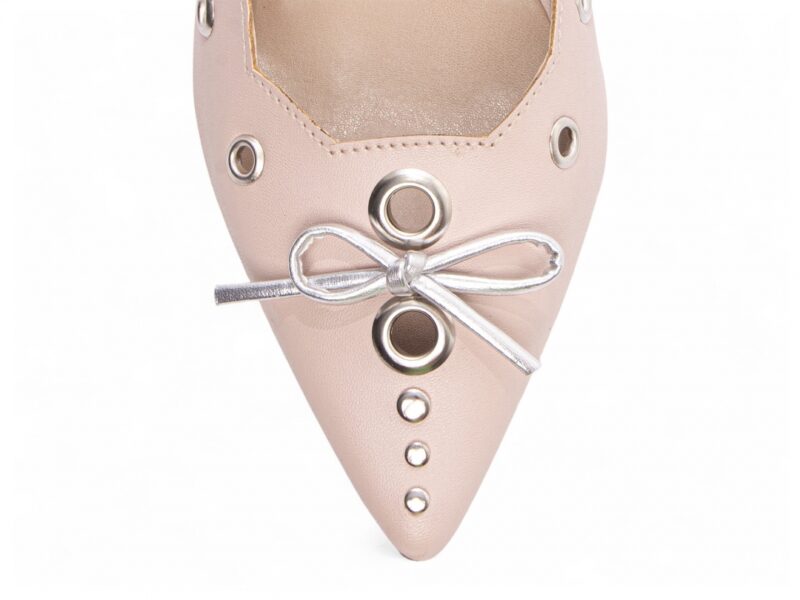 detalhe bico scarpin feminino prata feminino | VitriNerm
