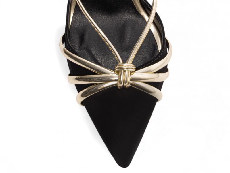detalhe bico scarpin feminino preto feminino | VitriNerm