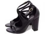 detalhe sandália feminina preta feminino | VitriNerm
