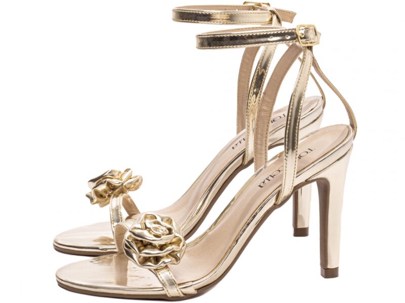 detalhe salto 9,5cm dourada sandália feminina | VitriNerm